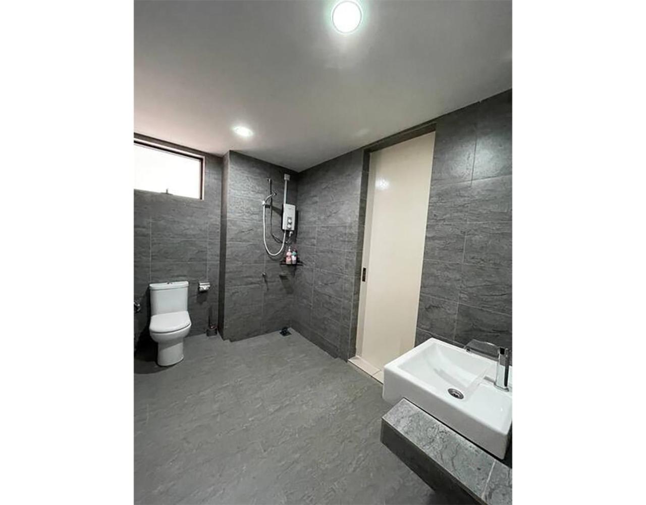 Appartamento Blue Aesthetic Luxury Seaview 3 Min Drive Sunway Butterworth Esterno foto